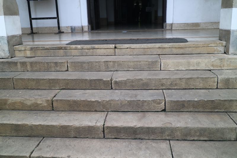 Fall Maintenance for Cement Steps